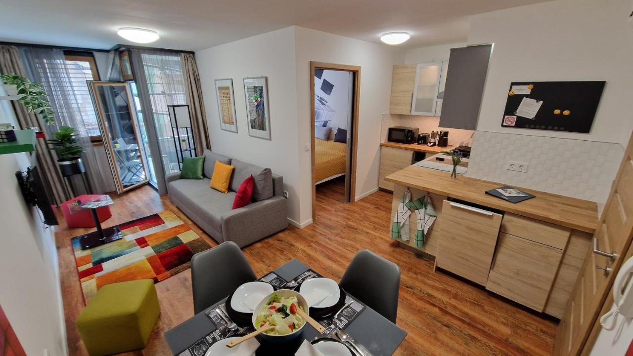 Downtown Cube Apartment Budapest Exterior photo